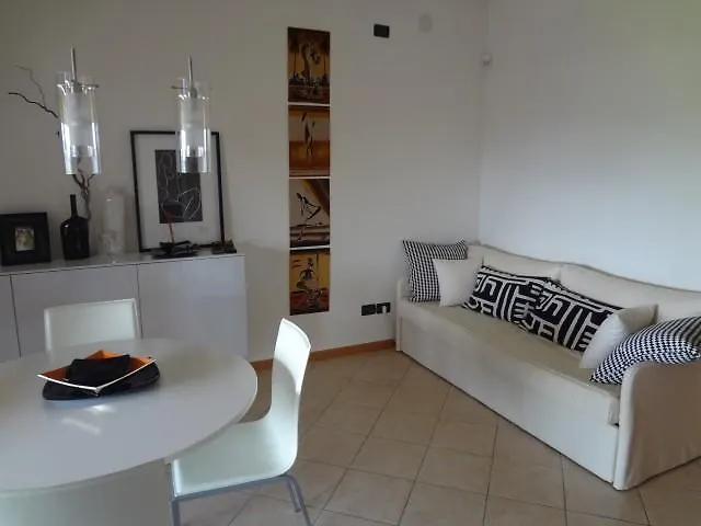 Il Canaletto Apartment Sirmione 0*,